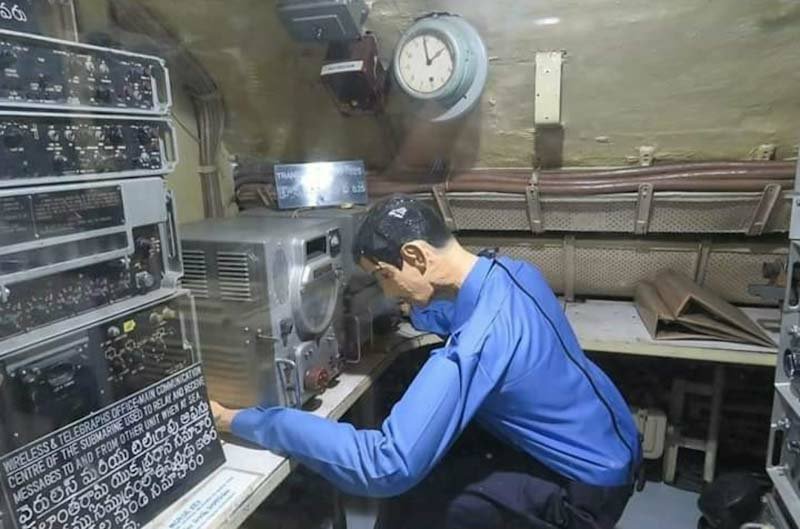 Inside pictures of Submarine Museum in Visakhapatnam